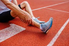 Sports injury treatment in Umaria